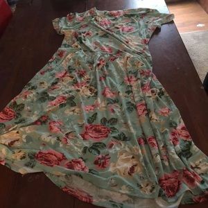 Tara Lynn’s Boutique mid length dress